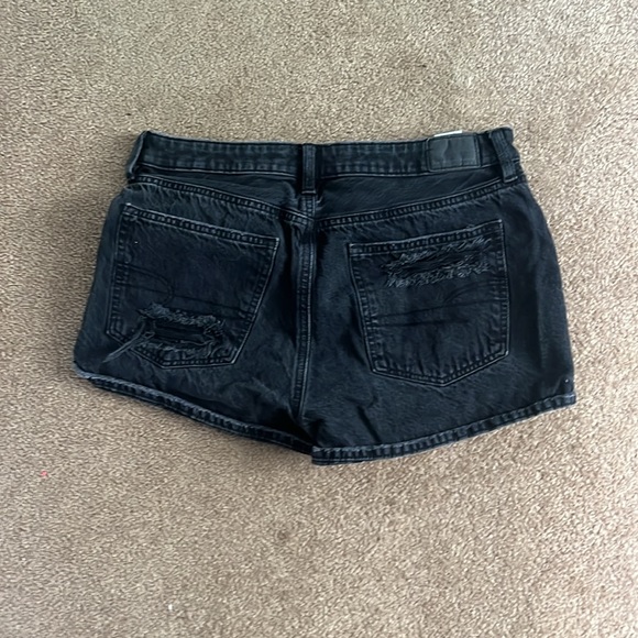 American Eagle Black Jean Shorts - Picture 2 of 2